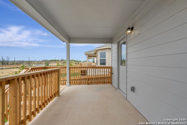 Image 30 of 39 For 6252 Persimmon Lake