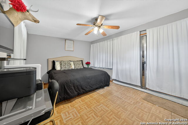 Image 21 of 24 For 12005 Smoking Oaks