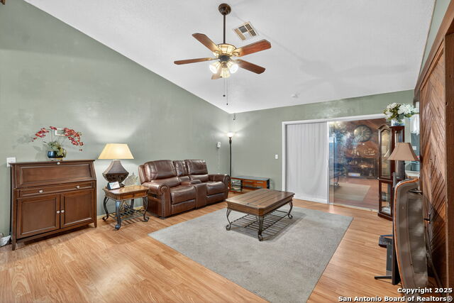 Image 6 of 24 For 12005 Smoking Oaks