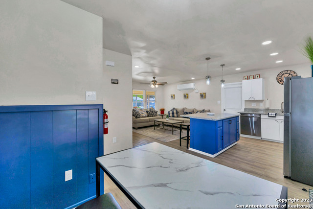 Image 8 of 19 For 4931 Bayhead