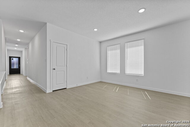 Image 10 of 27 For 1221 Twisted Creek