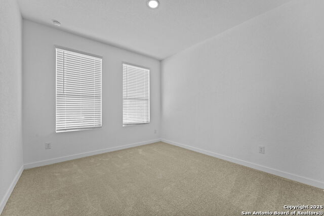 Image 21 of 27 For 1221 Twisted Creek