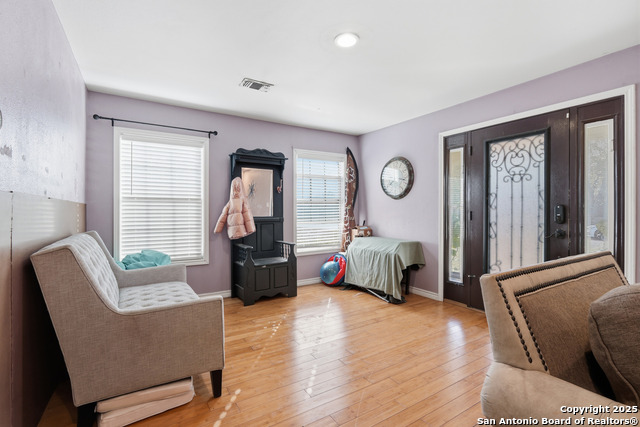 Image 3 of 17 For 513 7th St S