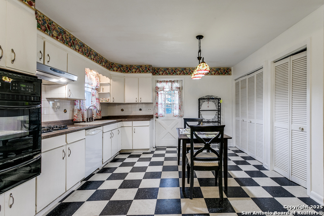 Image 3 of 10 For 2643 Craig Pl W