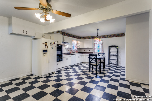 Image 6 of 10 For 2643 Craig Pl W