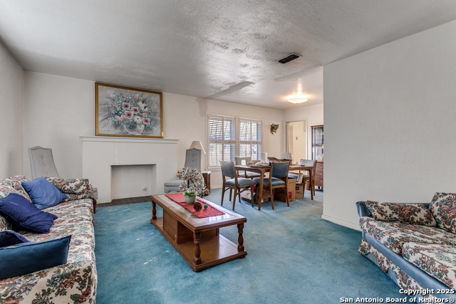 Image 8 of 10 For 2643 Craig Pl W