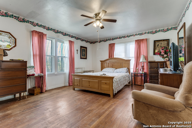 Image 9 of 10 For 2643 Craig Pl W