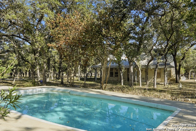 Image 26 of 36 For 261 Fawn Ln