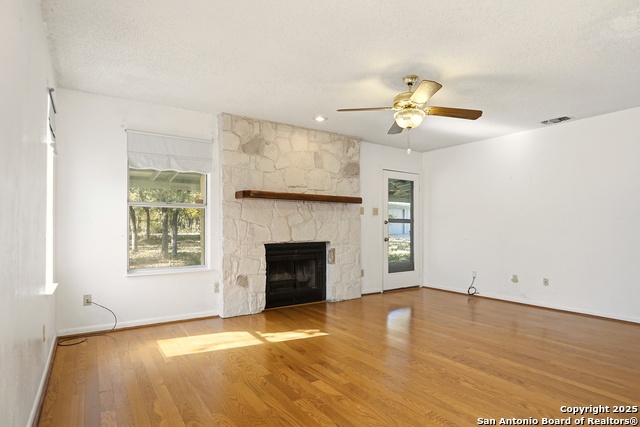 Image 8 of 36 For 261 Fawn Ln