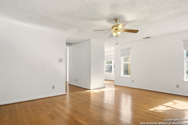 Image 9 of 36 For 261 Fawn Ln