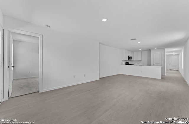 Image 7 of 13 For 10467 Aqueduct Creek