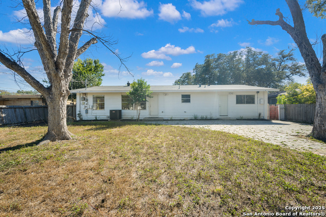 Image 16 of 16 For 2119 Flamingo