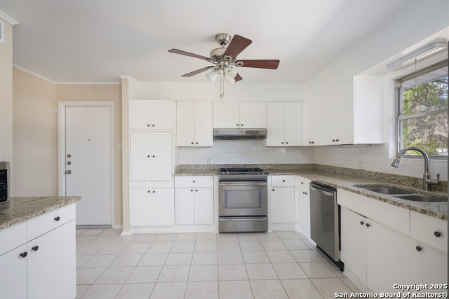 Image 8 of 16 For 2119 Flamingo