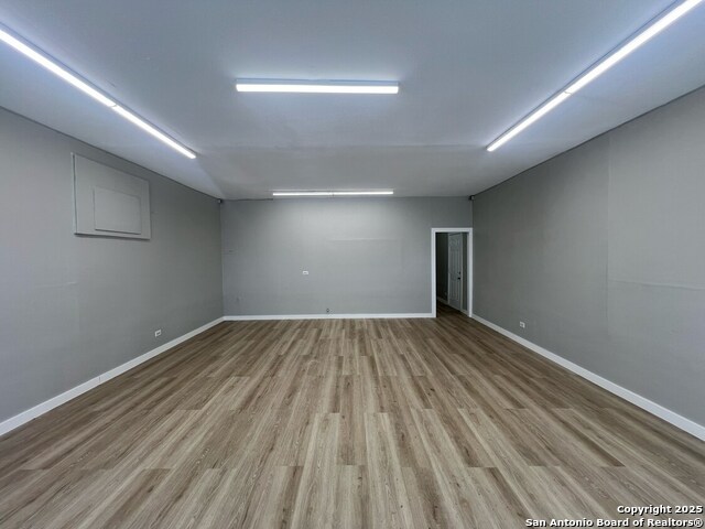 Listing photo id 12 for 1500 Fredericksburg Rd