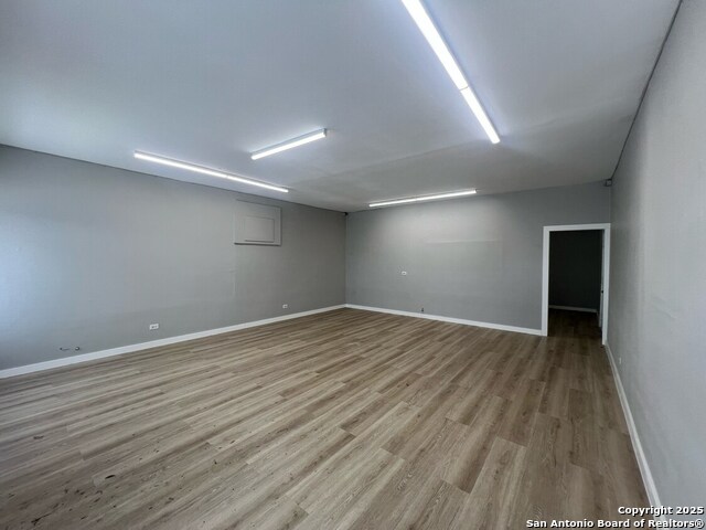 Listing photo id 14 for 1500 Fredericksburg Rd