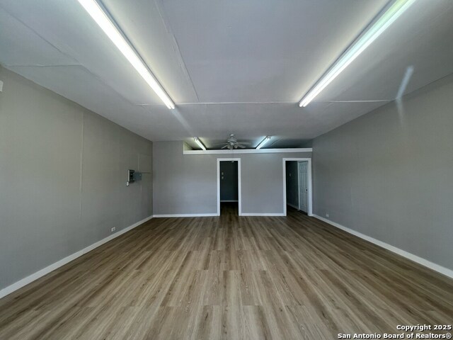 Listing photo id 20 for 1500 Fredericksburg Rd