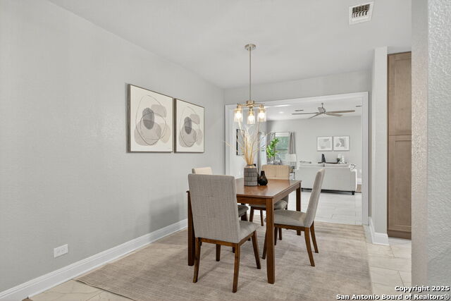 Image 10 of 35 For 237 Wellesley Blvd.