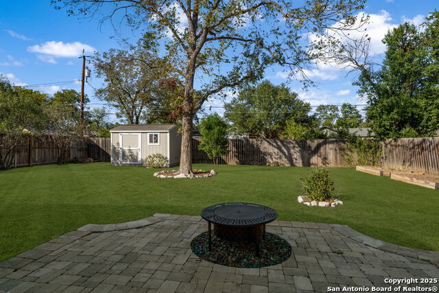 Image 25 of 35 For 237 Wellesley Blvd.