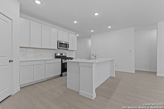 Image 16 of 26 For 1233 Twisted Creek