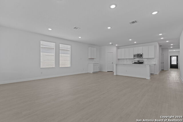 Image 18 of 26 For 1233 Twisted Creek