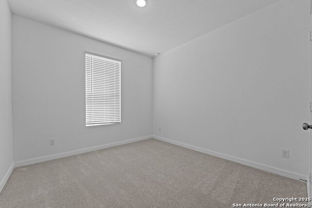 Image 6 of 26 For 1233 Twisted Creek