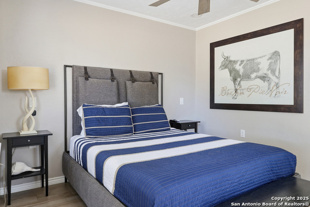 Listing photo id 7 for 1016 Avenue E N