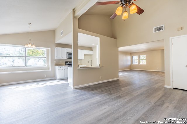 Image 15 of 29 For 7202 Frontier Ridge