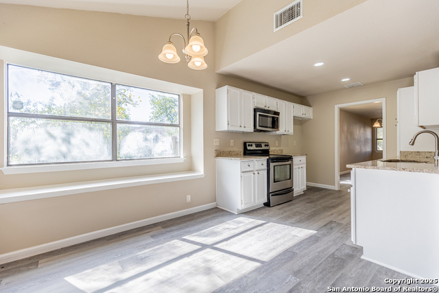 Image 16 of 29 For 7202 Frontier Ridge