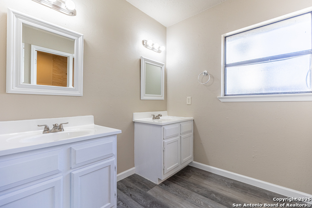 Image 24 of 29 For 7202 Frontier Ridge