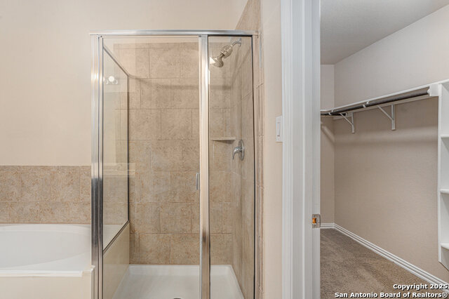 Image 11 of 17 For 466 Meadow Wind