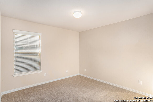 Image 12 of 17 For 466 Meadow Wind