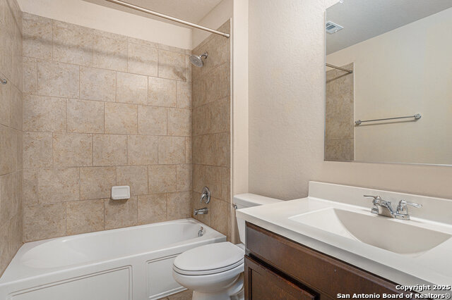 Image 15 of 17 For 466 Meadow Wind