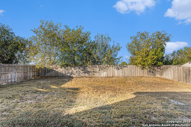 Image 16 of 17 For 466 Meadow Wind