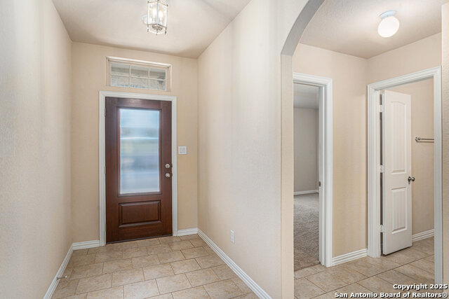 Image 2 of 17 For 466 Meadow Wind