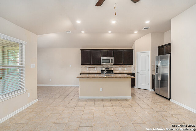 Image 4 of 17 For 466 Meadow Wind