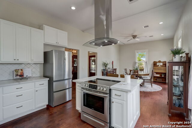 Image 18 of 40 For 546 Academy Ave S