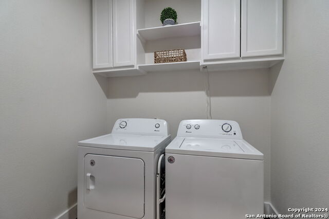 Image 25 of 40 For 546 Academy Ave S