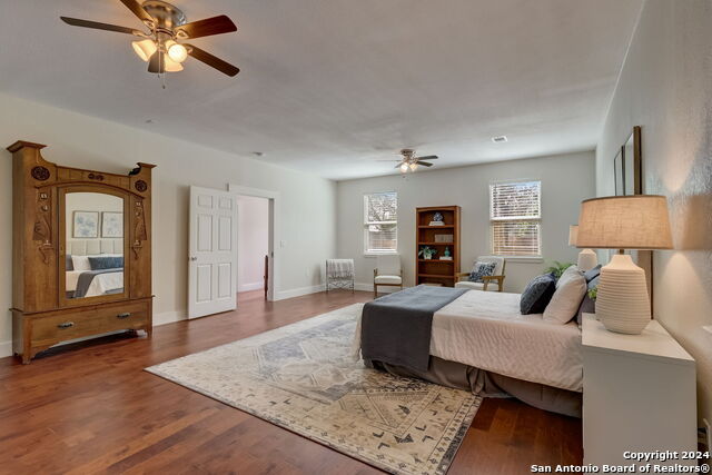 Image 30 of 40 For 546 Academy Ave S