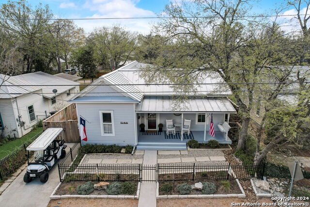 Image 5 of 40 For 546 Academy Ave S