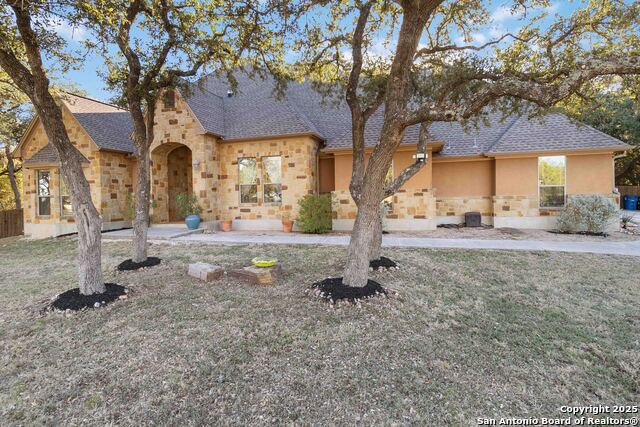 Listing photo id 2 for 129 Legacy  