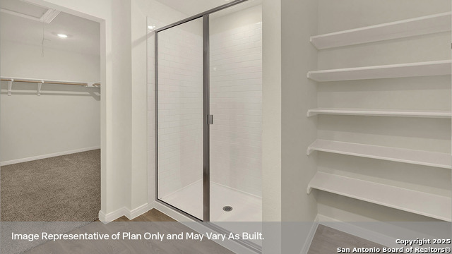 Image 25 of 34 For 251 Yellowstone Drive