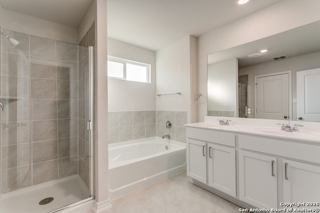 Listing photo id 14 for 12014 Turquoise Pond