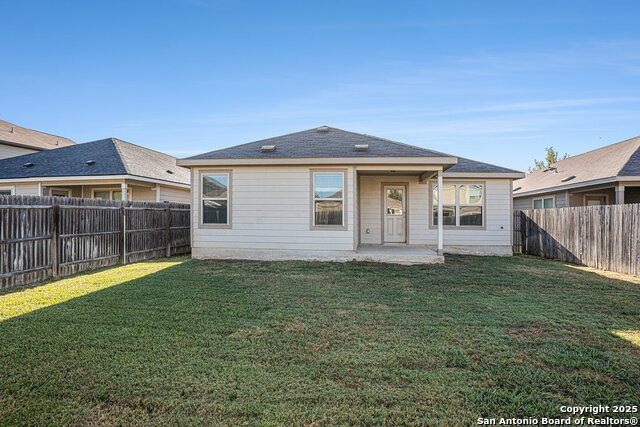 Image 16 of 17 For 144 Field