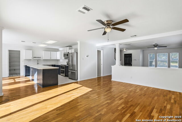 Image 12 of 47 For 522 Ashley  