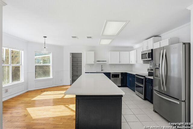 Image 13 of 47 For 522 Ashley  