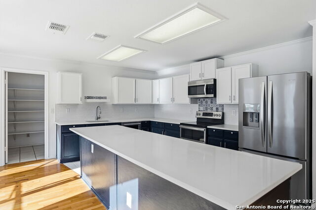 Image 14 of 47 For 522 Ashley  