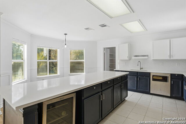 Image 17 of 47 For 522 Ashley  