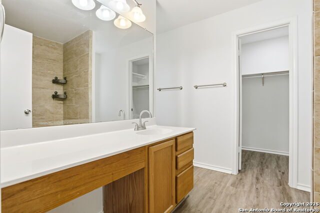 Image 28 of 47 For 522 Ashley  