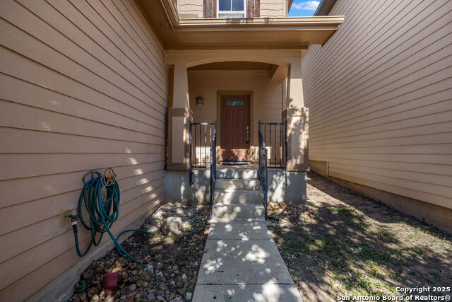 Image 4 of 29 For 5451 Sunlit Brk