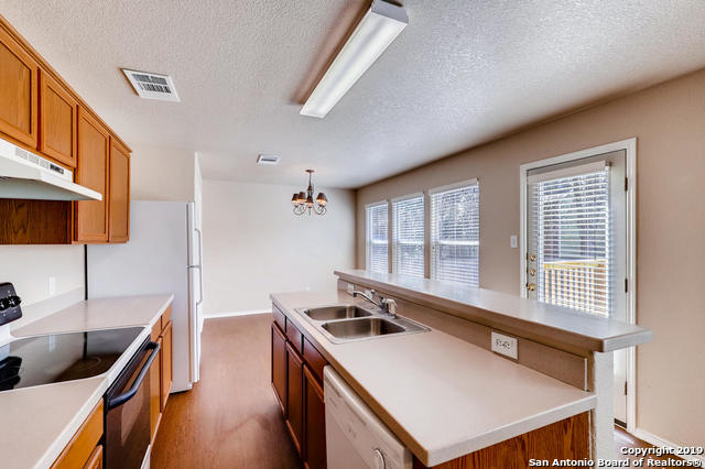 Image 4 of 13 For 5418 Tomas Circle